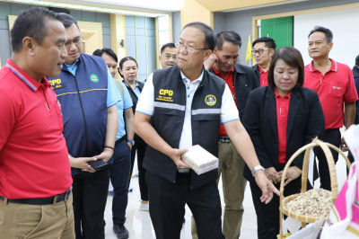 รองอธิบดีฯ ลงพื้นที่ตรวจเยี่ยมสหกรณ์การเกษตรเมืองลับแล ... พารามิเตอร์รูปภาพ 1